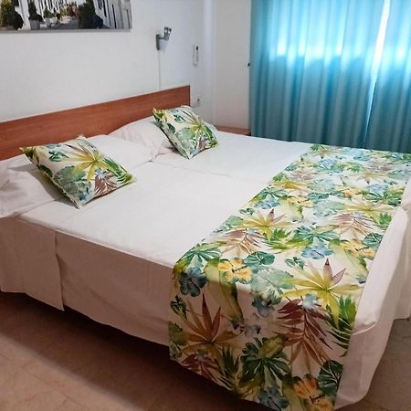 Gemelos 22 - Siroco Benidorm Luaran gambar